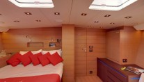 AMAZONCREEK -  Forward Guest Cabin